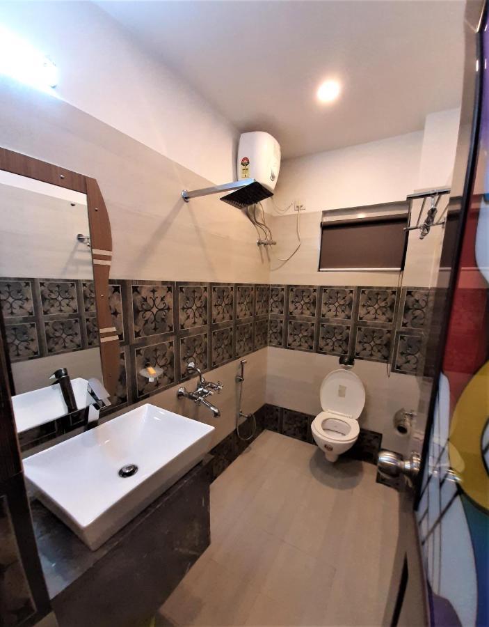 Dora House Hotel Kolkata Luaran gambar